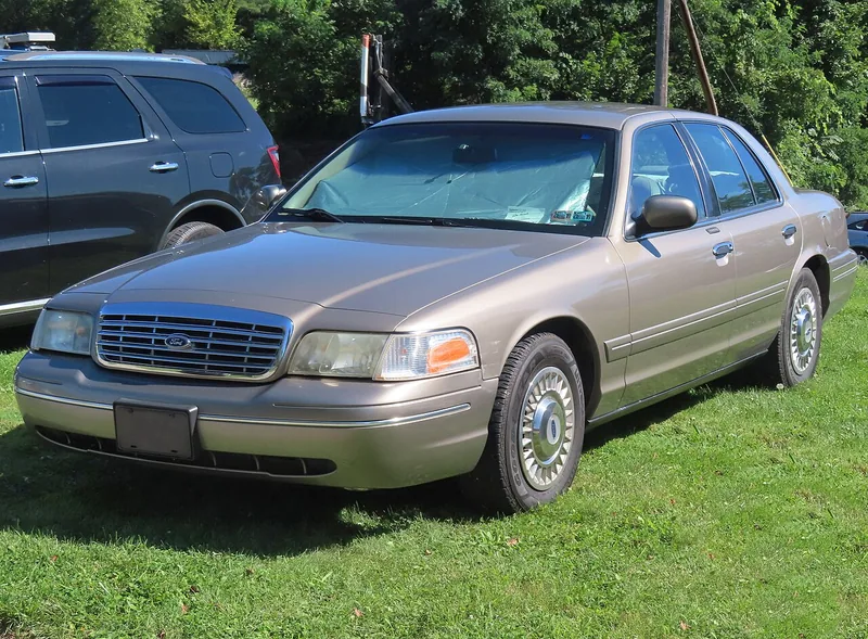 Ford Crown Victoria